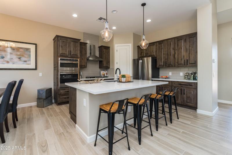 1980 Interior Photo 3