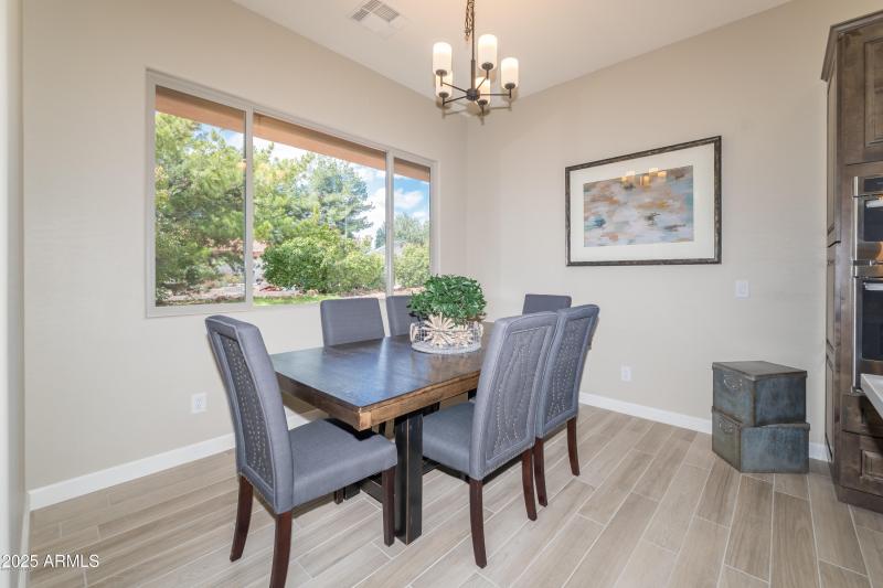 1980 Interior Photo 7