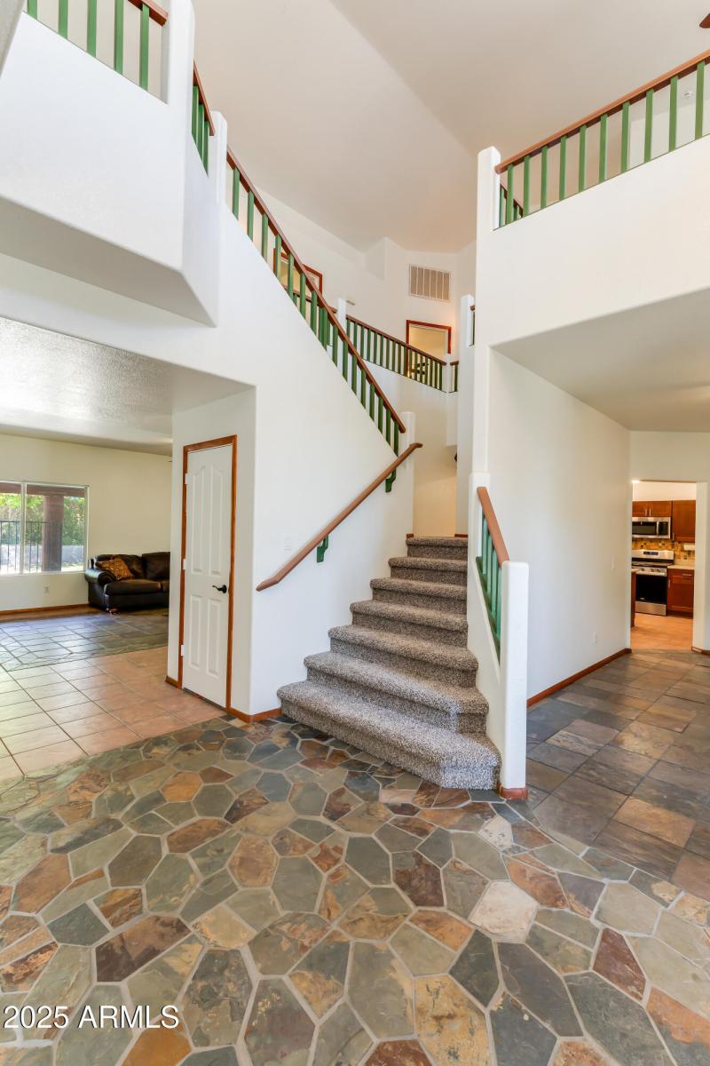 7326 W Pershing Ave-20