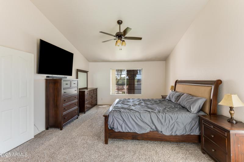 7326 W Pershing Ave-21