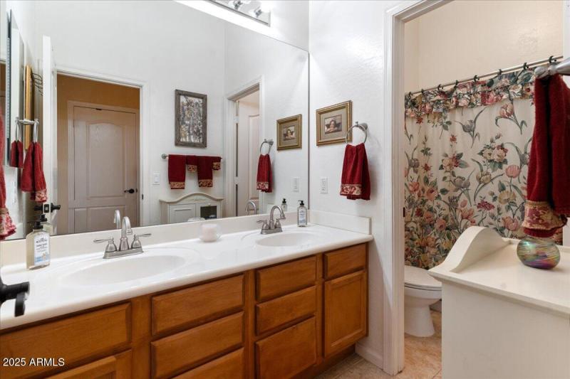 Double Sink 2nd Bathroom