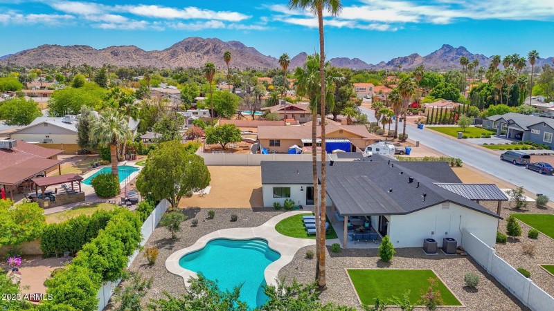 Gorgeous Views of the Phoenix