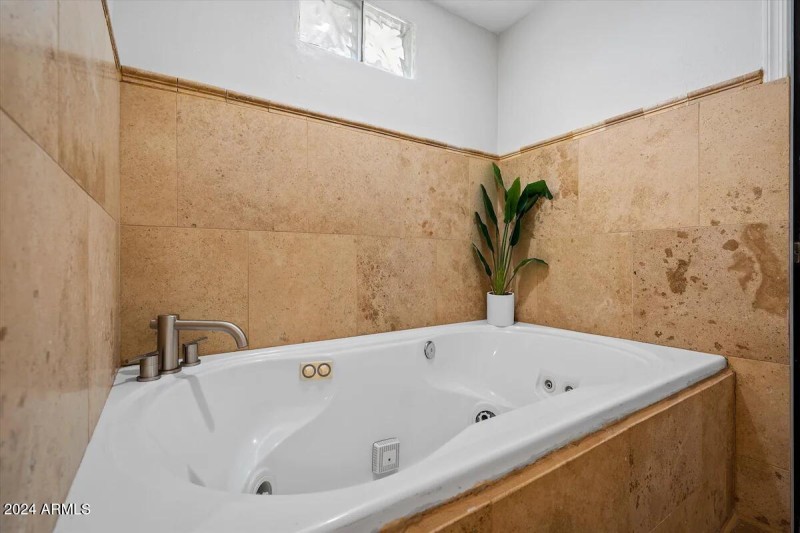 za 67 mast bath tub7-23