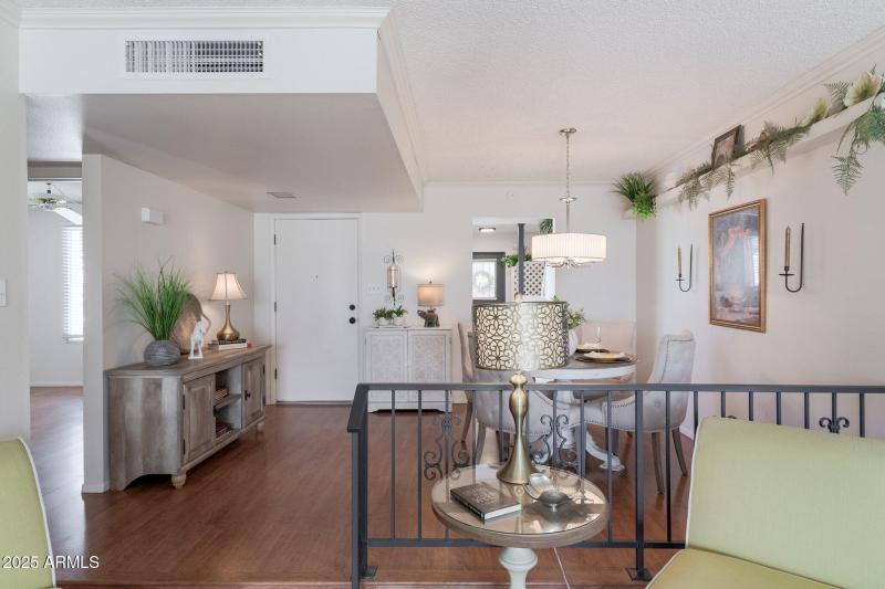 Country Club Way (18).jpg-SMALL