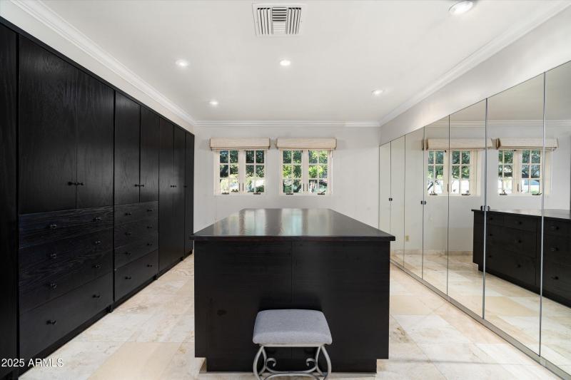 38-3901 E San Miguel Ave (38 of 91)