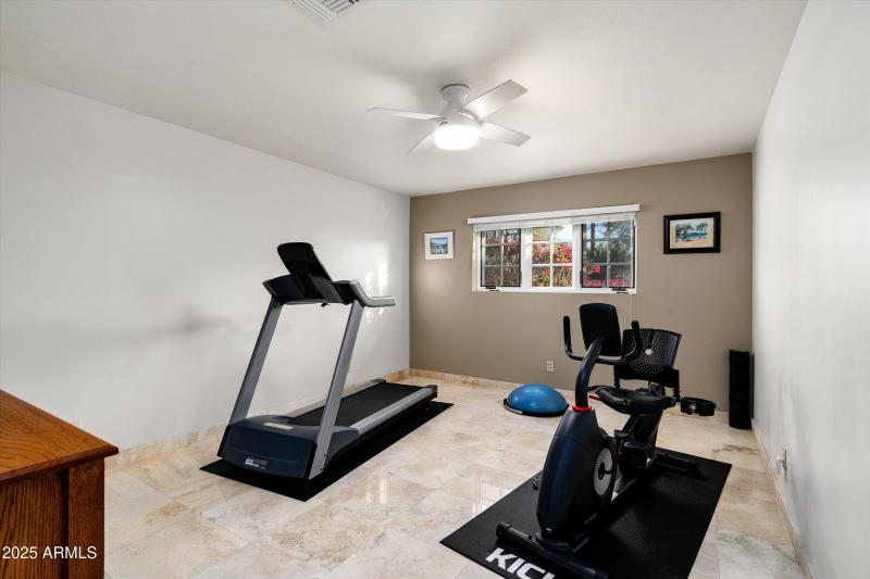 41-3901 E San Miguel Ave (41 of 91)