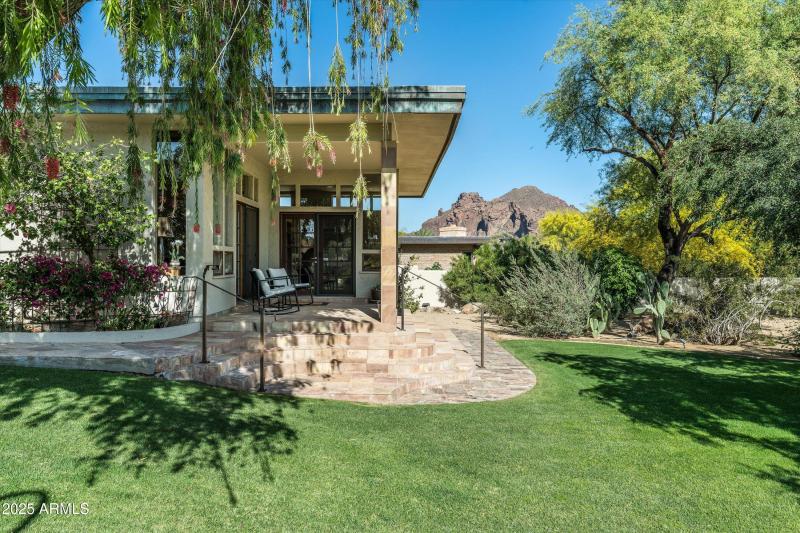 83-3901 E San Miguel Ave (83 of 91)