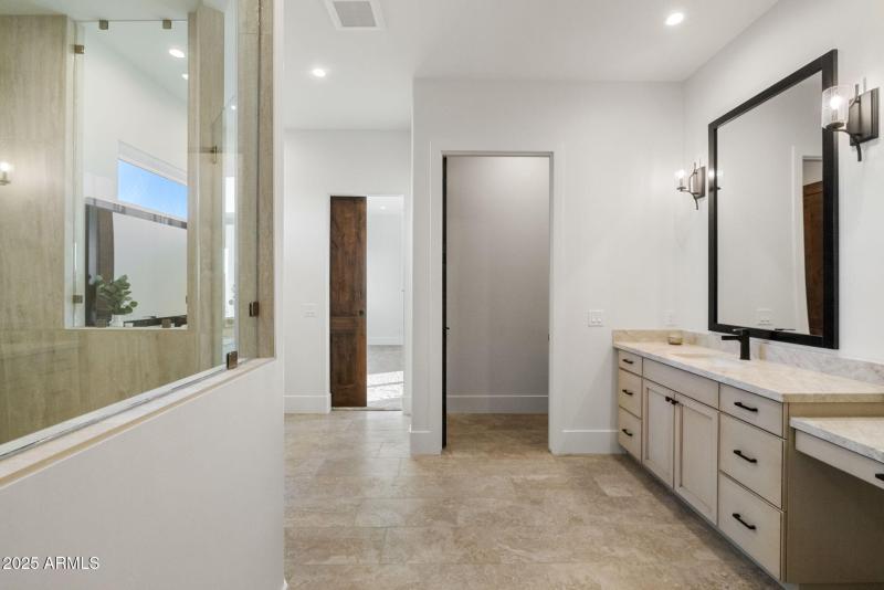 41-Primary Bathroom_7