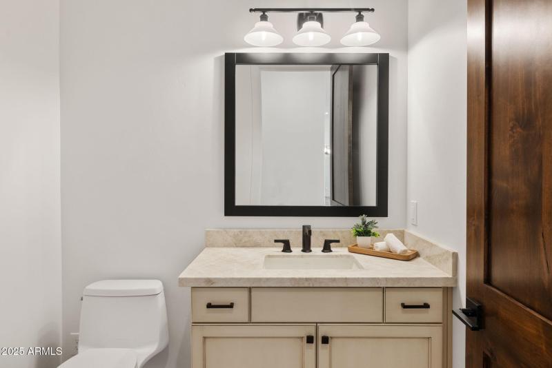 48-Powder Bathroom 2