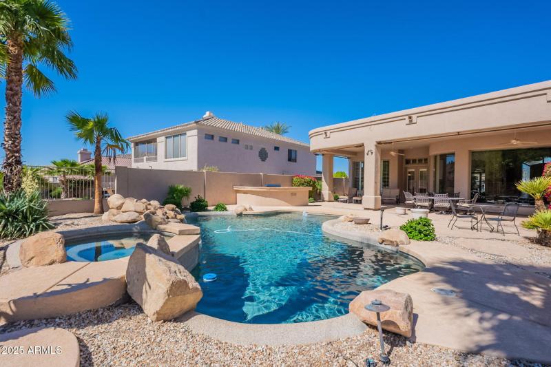 68-web-or-mls-Mountain Stone-68