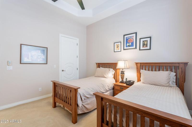 38-web-or-mls-Mountain Stone-38