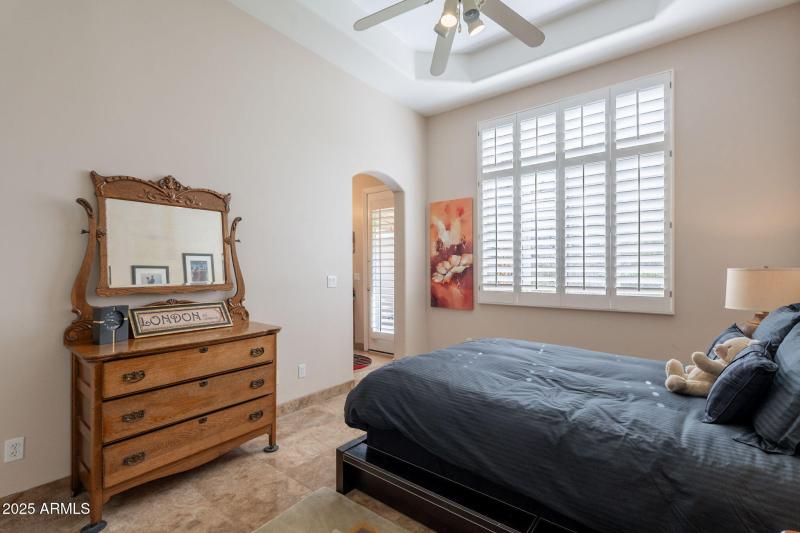 30-web-or-mls-Mountain Stone-30