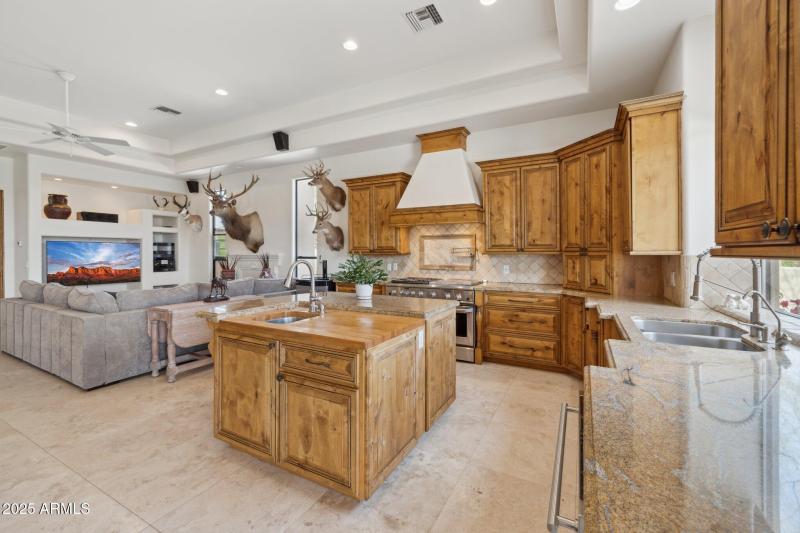 15-web-or-mls-29717-n-141st-pl