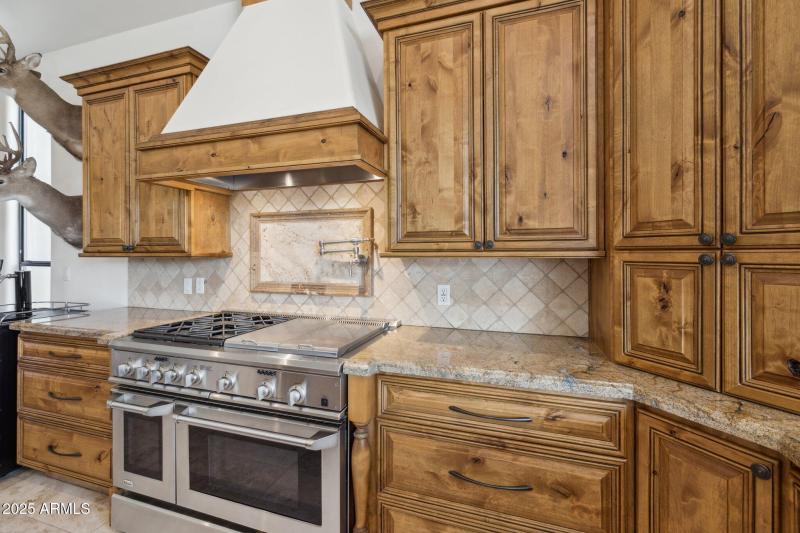 17-web-or-mls-29717-n-141st-pl