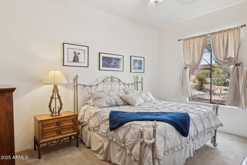 35-web-or-mls-29717-n-141st-pl