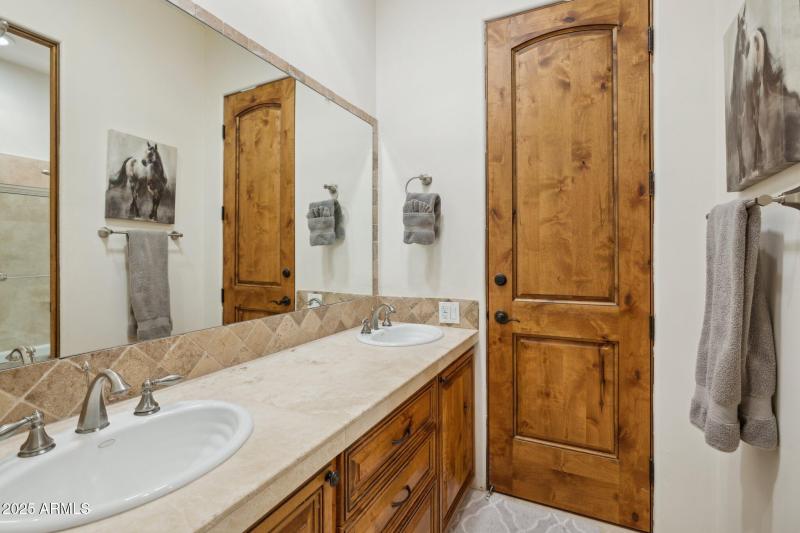 37-web-or-mls-29717-n-141st-pl