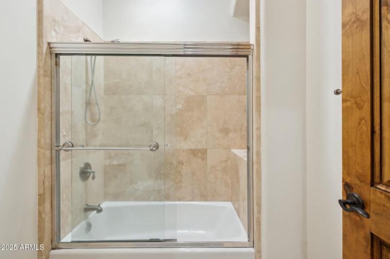 38-web-or-mls-29717-n-141st-pl