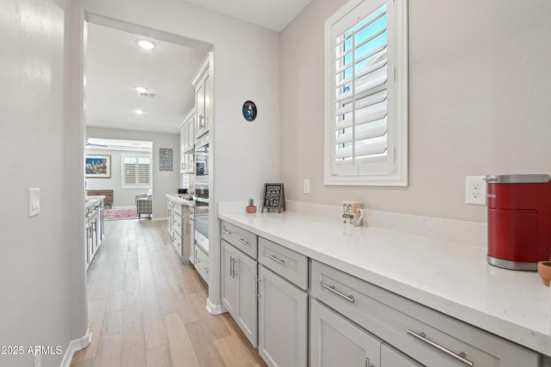 10-print-N Pioneer Dr-2604-010