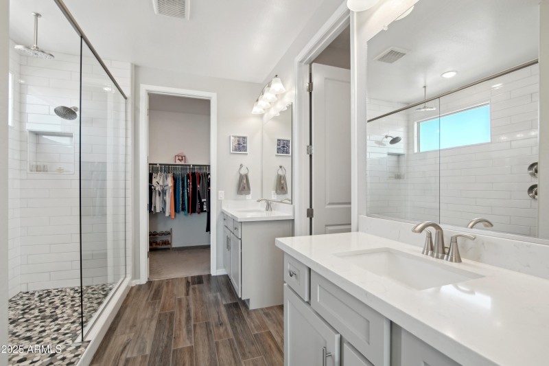 31-print-N Pioneer Dr-2604-031