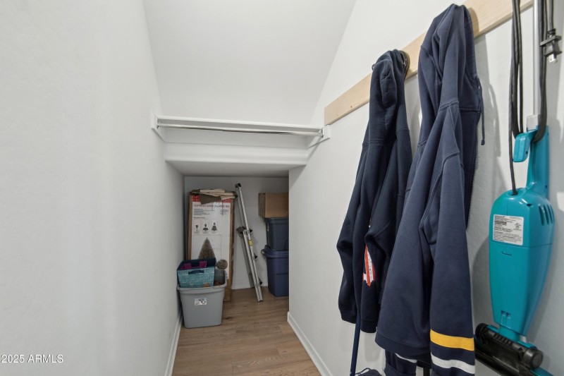 35-print-N Pioneer Dr-2604-035