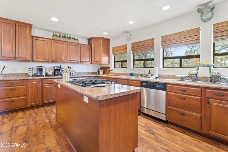 2802 Zane Grey, Overgaard (13)