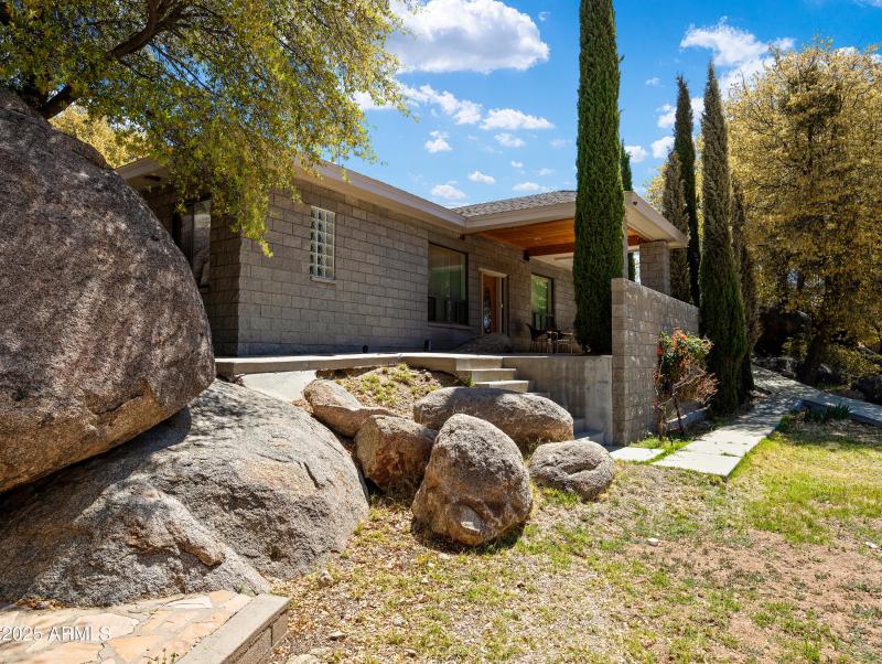 22891 S Lakewood Dr-2