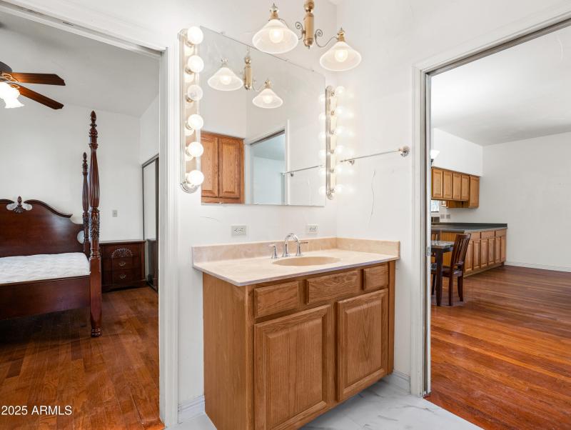 22891 S Lakewood Dr-24