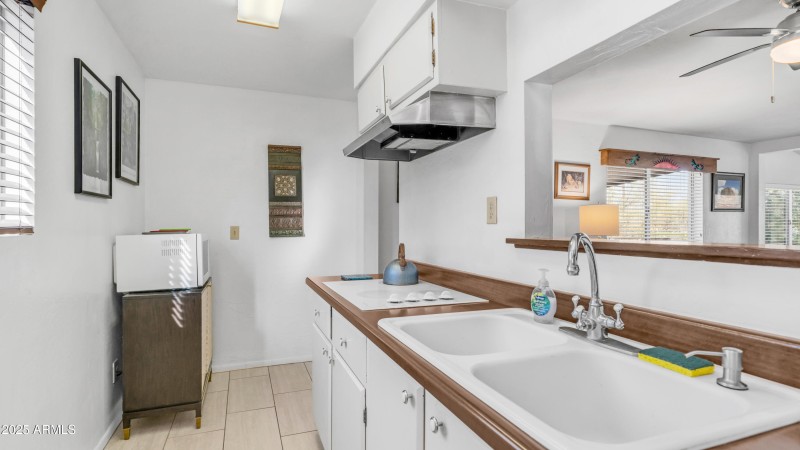 612 N Signal Butte Rd (32)