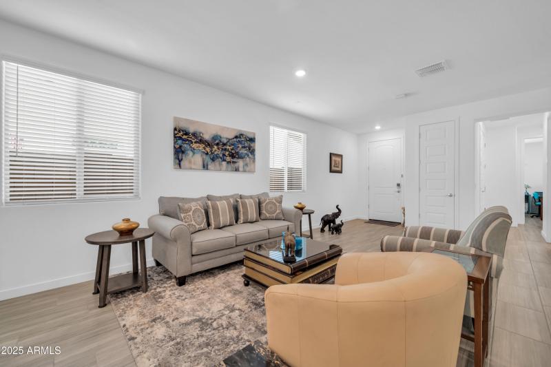 16593 W Alameda Rd-7