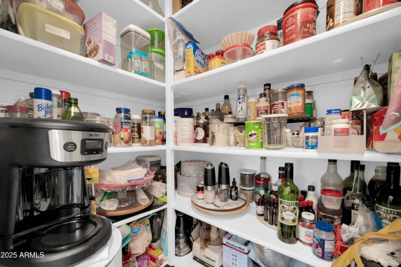 16593 W Alameda Rd-12