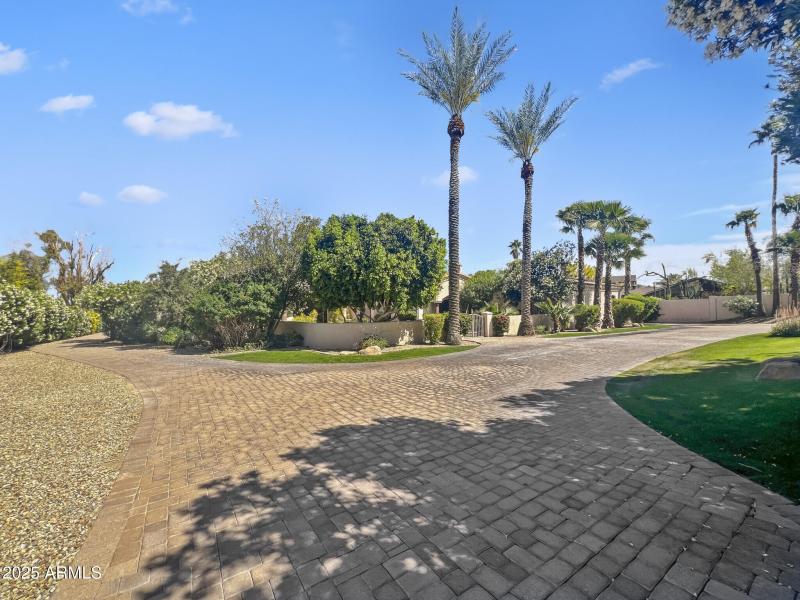 20) 56673-6811018be03bd