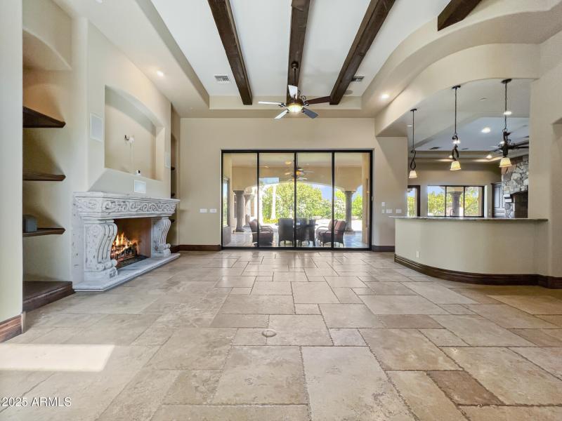 39) 56673-681101b63a211