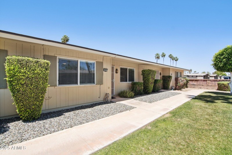 3-web-or-mls-W Santa Fe Dr-2904-003