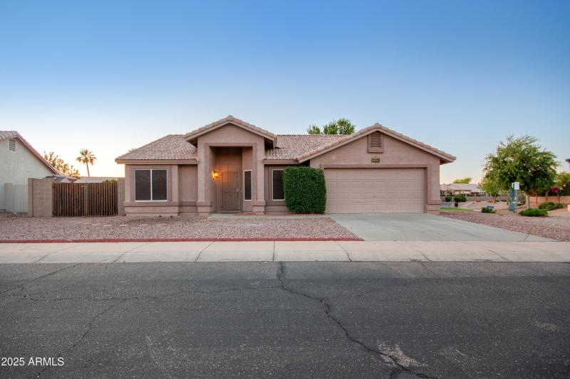 6810e3_01 - Wagon Wheel