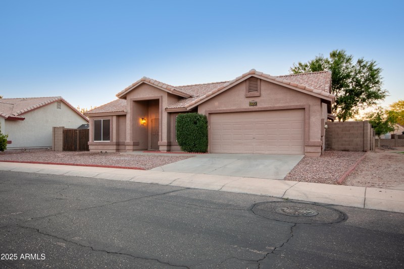 6810e3_05 - Wagon Wheel