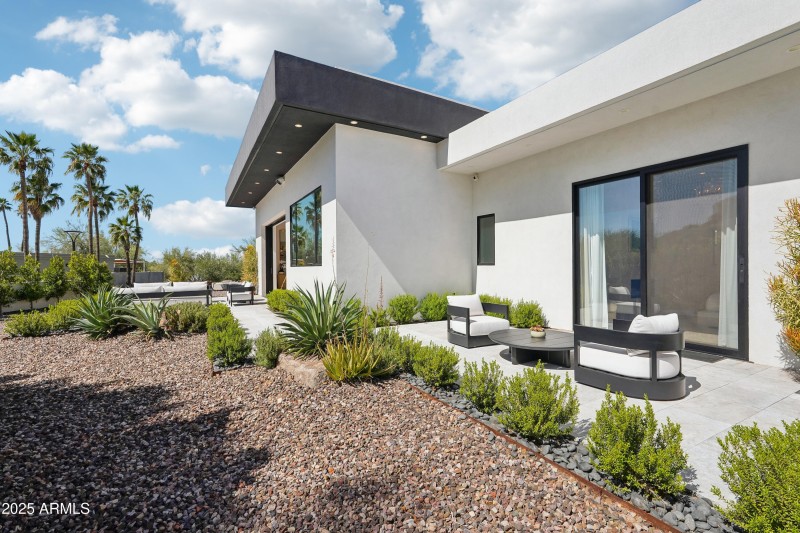 12-print-E Solano Dr-2904-010