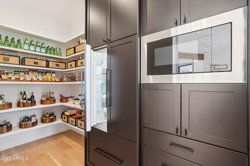 26-print-E Solano Dr-2904-024