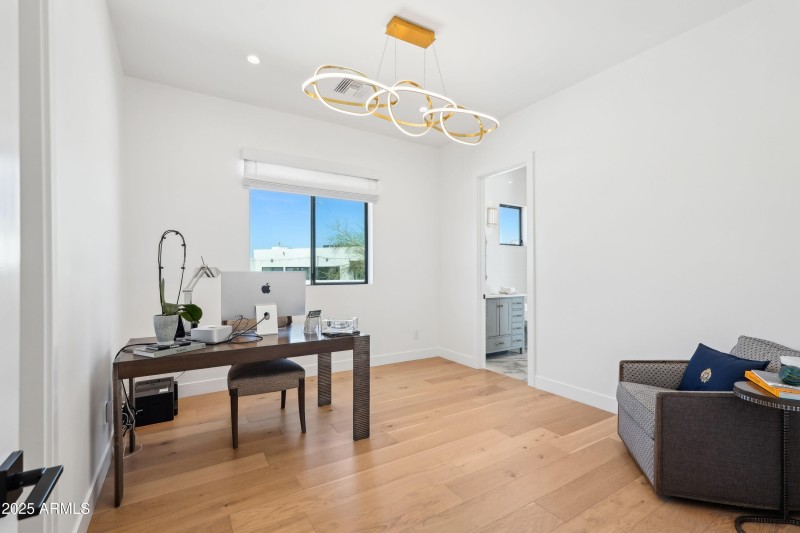 63-print-E Solano Dr-2904-061