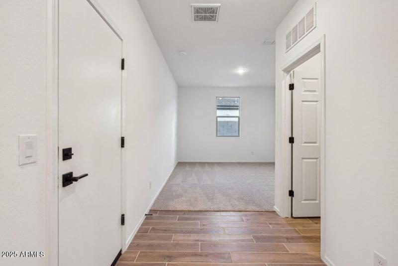 18-web-or-mls-W Old Timer Rd-05042025-01