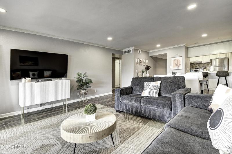 7625 E Camelback Rd Unit B 203 (15)