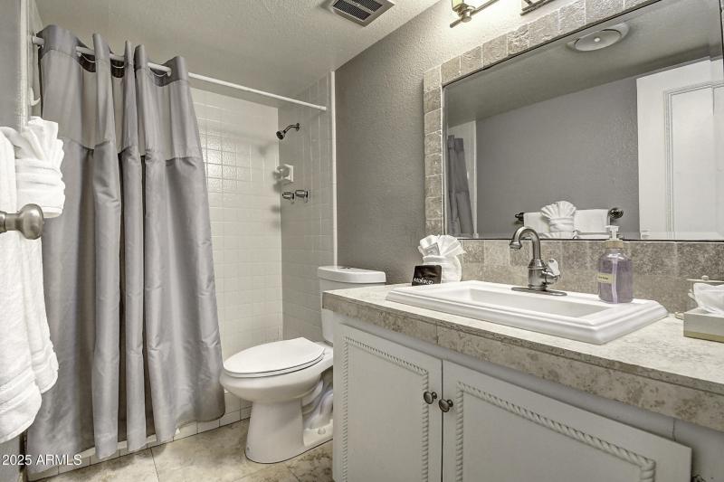 7625 E Camelback Rd Unit B 203 (22)