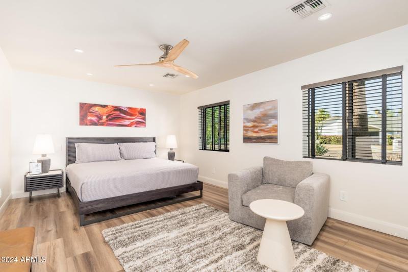 6025 E Charter Oak Rd - 27