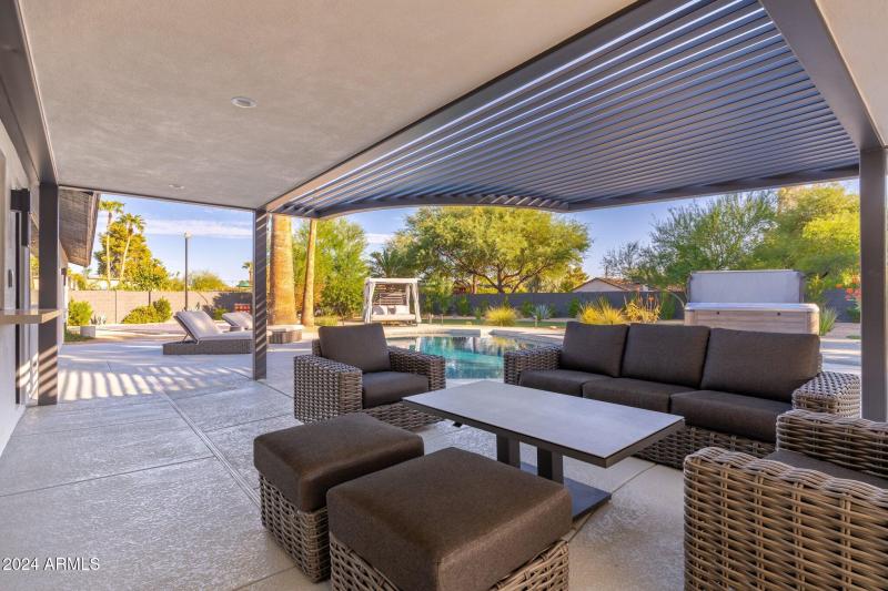 6025 E Charter Oak Rd - 51