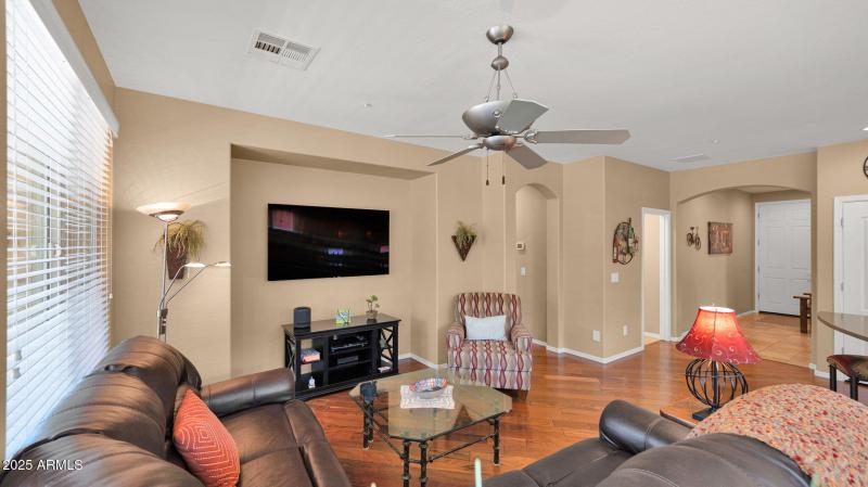 5-web-or-mls-P1321601