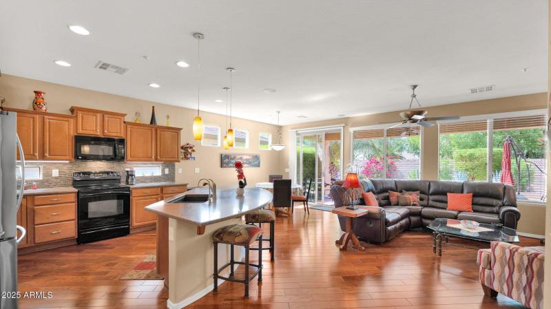 13-web-or-mls-P1321604