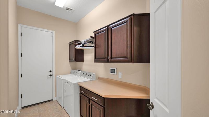 37-web-or-mls-P1321630