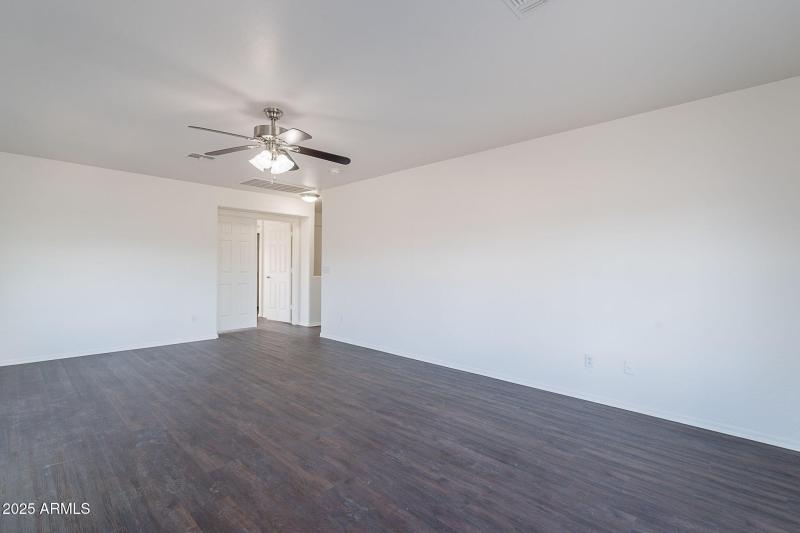 32-web-or-mls-Bramwell-32