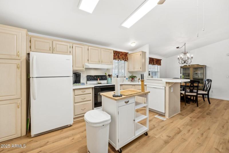 11-web-or-mls-3901-e-pinnacle-peak-rd-10