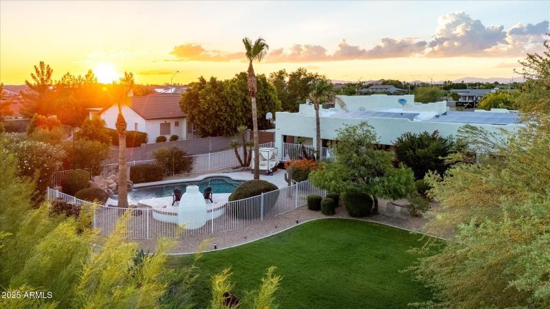 Live Where You Love to Vacation