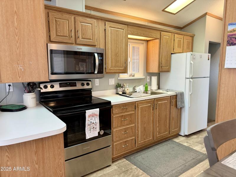 7750 E. Broadway Rd.#774